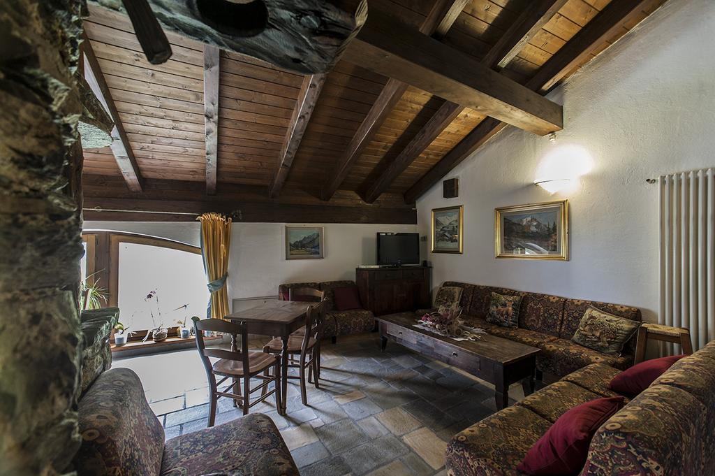 Hotel Baita Cretaz Брей-Червінія Екстер'єр фото