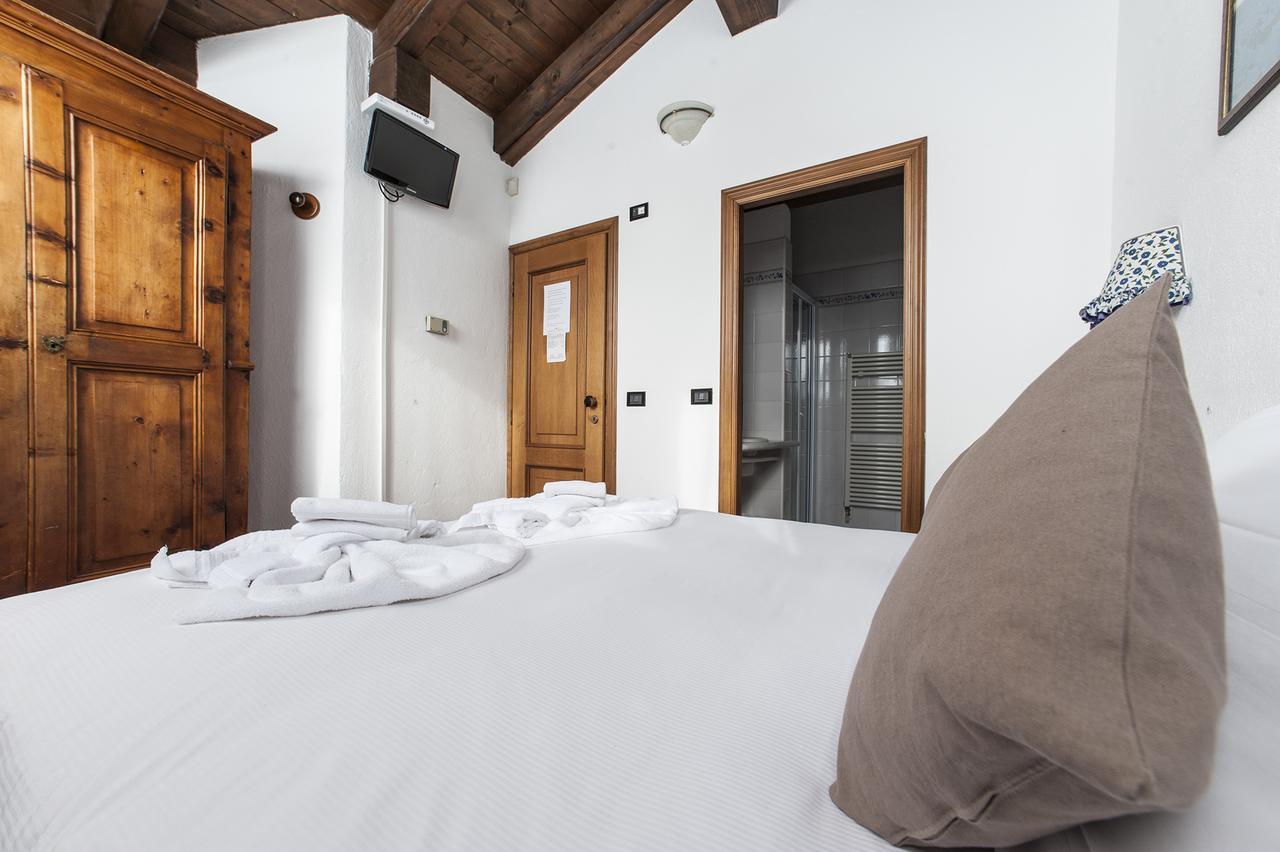Hotel Baita Cretaz Брей-Червінія Екстер'єр фото