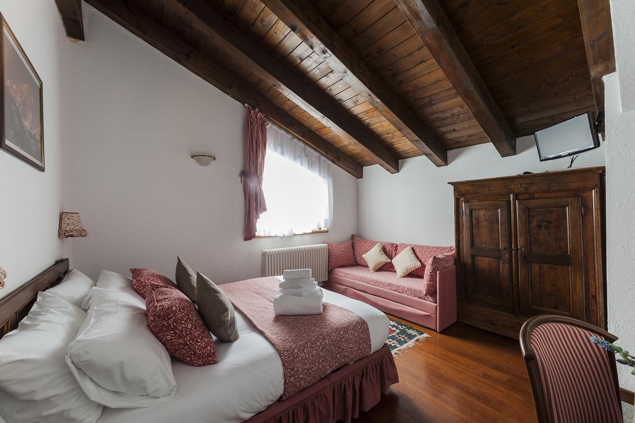 Hotel Baita Cretaz Брей-Червінія Екстер'єр фото